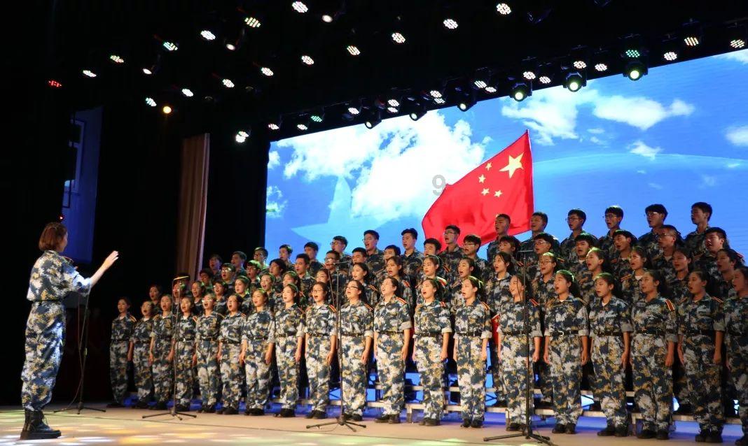 吉鹿力问答社区-探索和领导吃饭有哪些需要注意的?乐趣